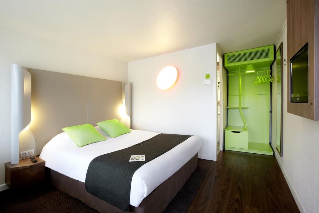 Campanile Aix En Provence Ouest Jas-De-Bouffan Hotell Aix-en-Provence Eksteriør bilde