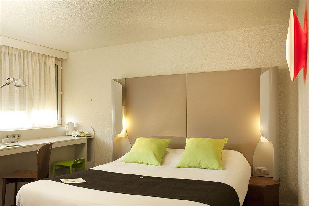 Campanile Aix En Provence Ouest Jas-De-Bouffan Hotell Aix-en-Provence Rom bilde